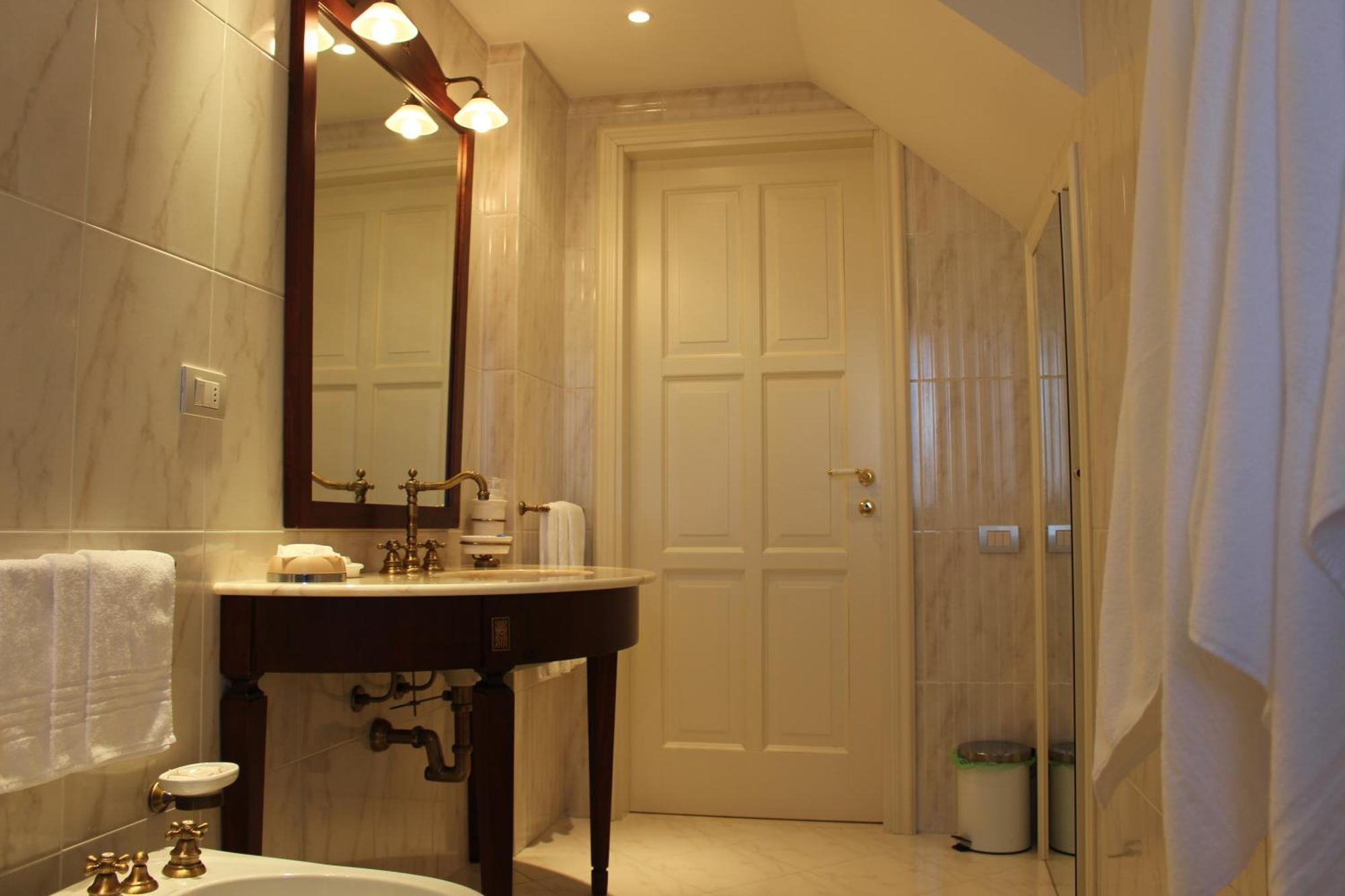 L'Attico Del Centro Bed and Breakfast Matera Eksteriør billede